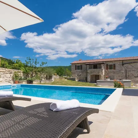 Sterna, A Charming In The Heart Of Istria Nyaraló