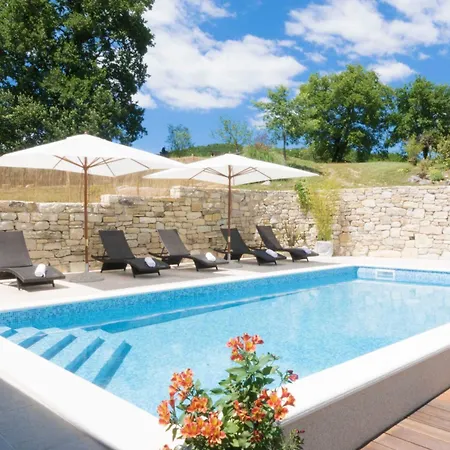 Sterna, A Charming In The Heart Of Istria Nyaraló