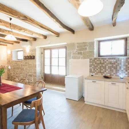 Holiday home Sterna, A Charming In The Heart Of Istria Beram