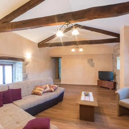 Sterna, A Charming In The Heart Of Istria